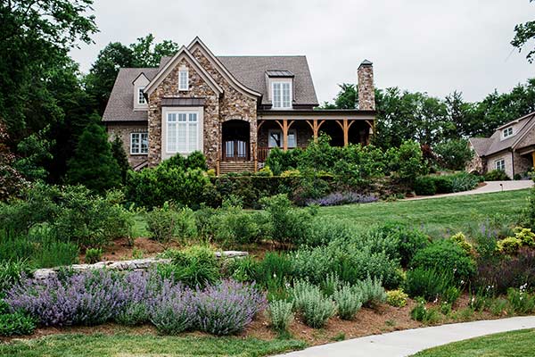 Beautiful Home Landscaping