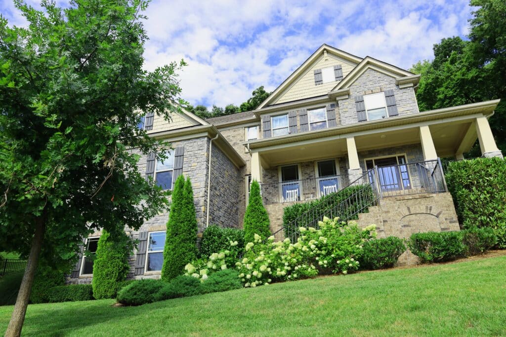 taming-that-extreme-backyard-slope-gardens-of-babylon