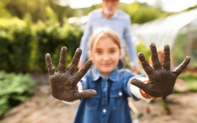 5 Simple Tips To Get Your Kids In The Garden This Summer
